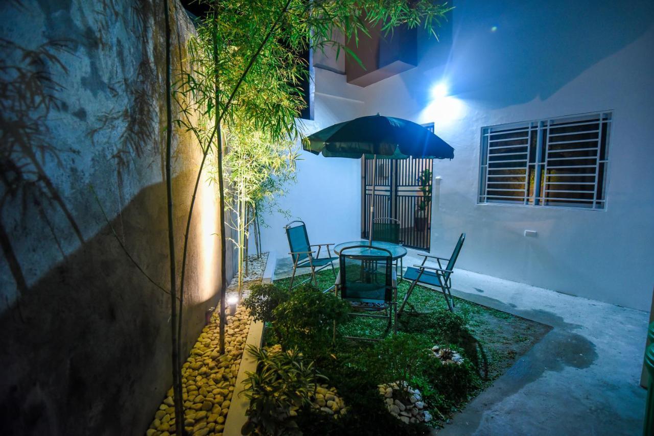 Ett Hometel Kalibo Dış mekan fotoğraf