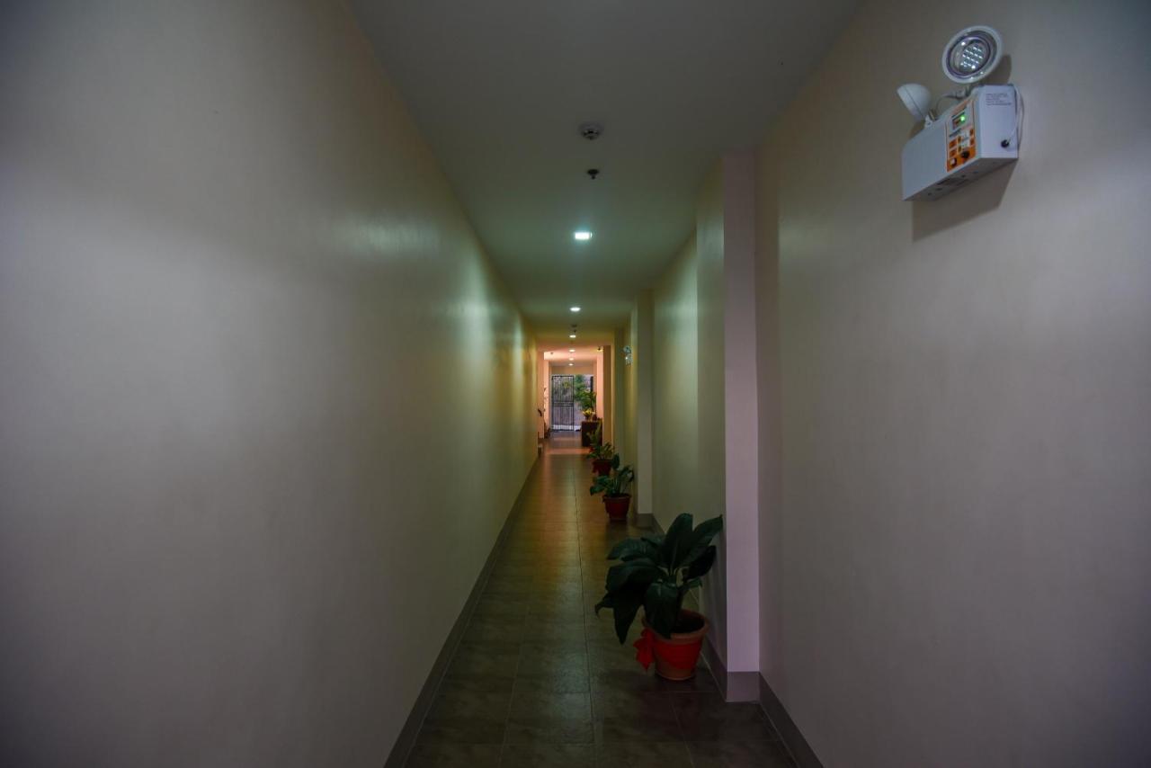 Ett Hometel Kalibo Dış mekan fotoğraf