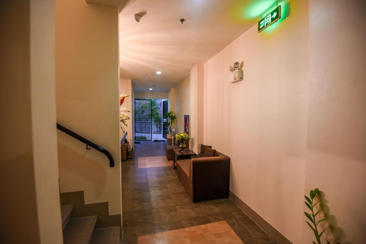 Ett Hometel Kalibo Dış mekan fotoğraf