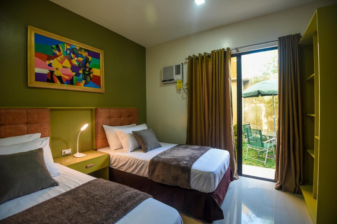Ett Hometel Kalibo Dış mekan fotoğraf
