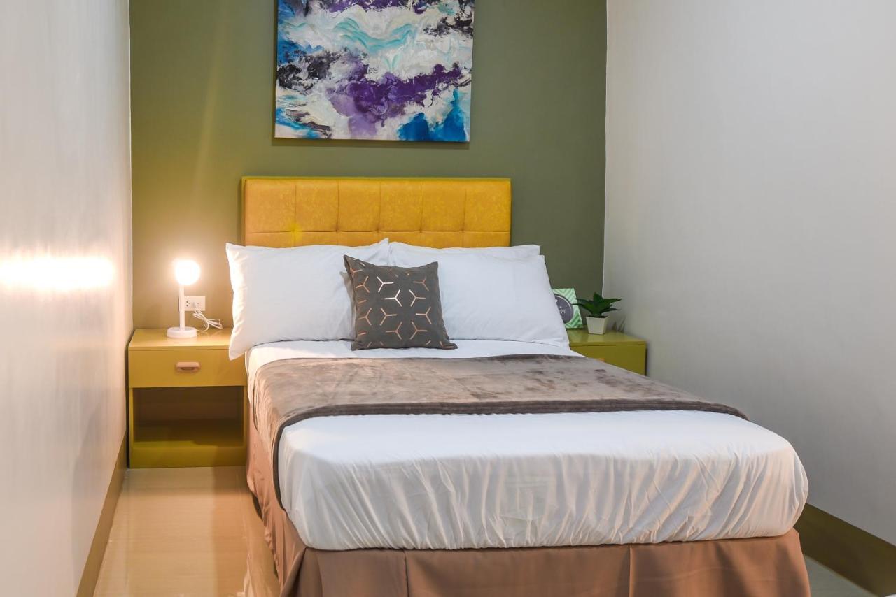 Ett Hometel Kalibo Dış mekan fotoğraf